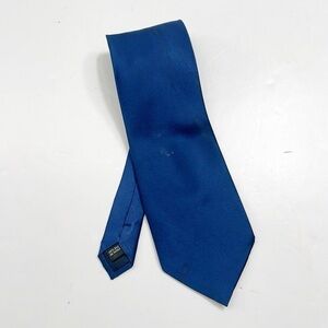 Boston Traders blue 100% silk wide tie